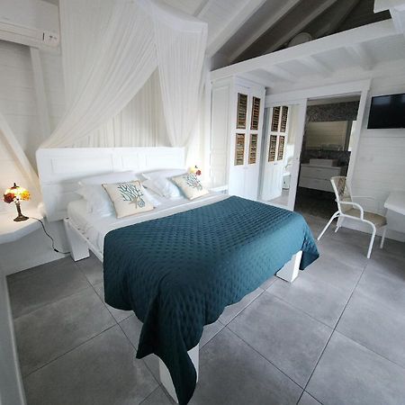 La Petite Villa Terre-De-Haut Exterior foto